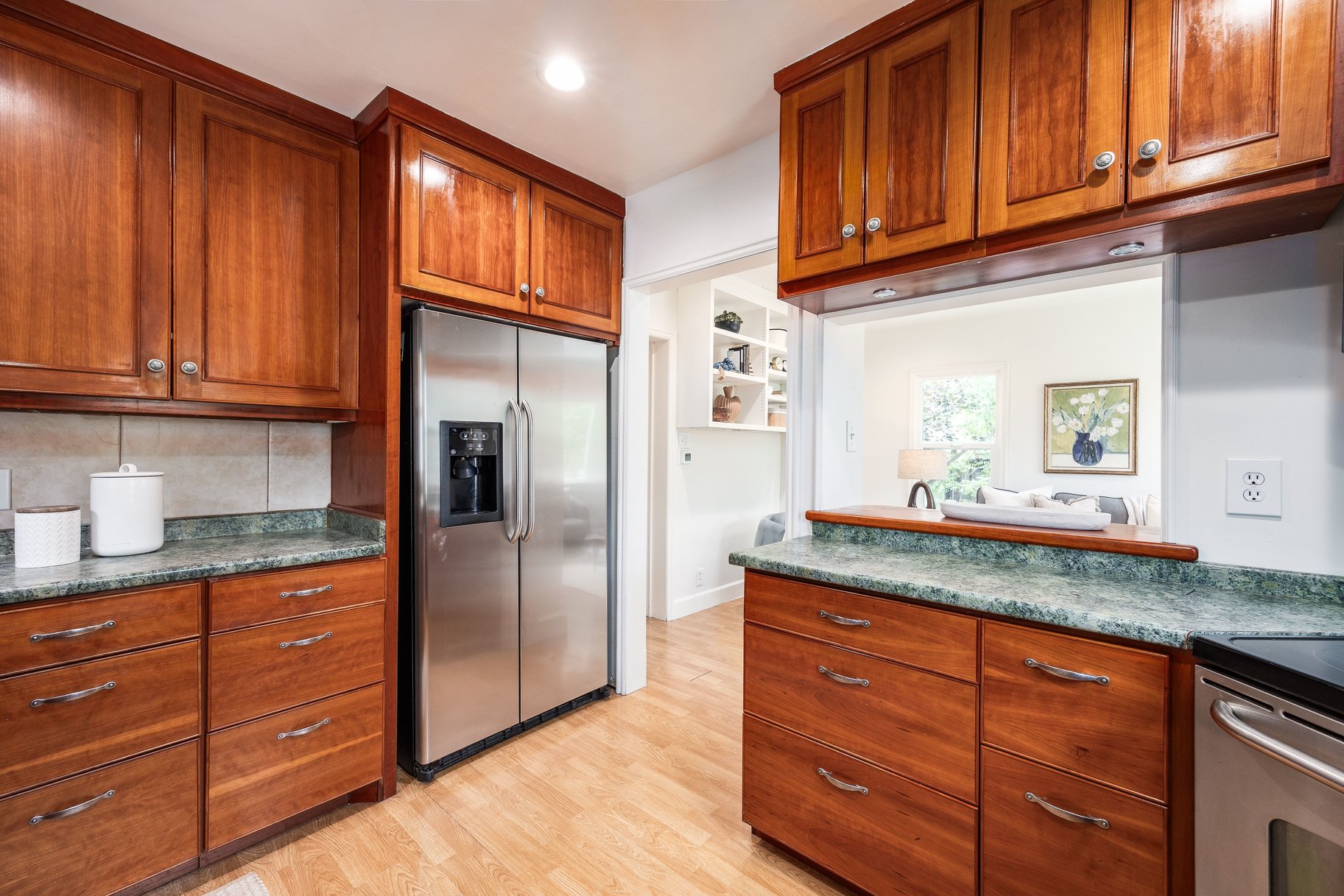  UPDATED SUGARHOUSE HOME WITH GREAT UPGRADES AND ACCESS TO SUGARHOUSE SHOPS - 物件實景