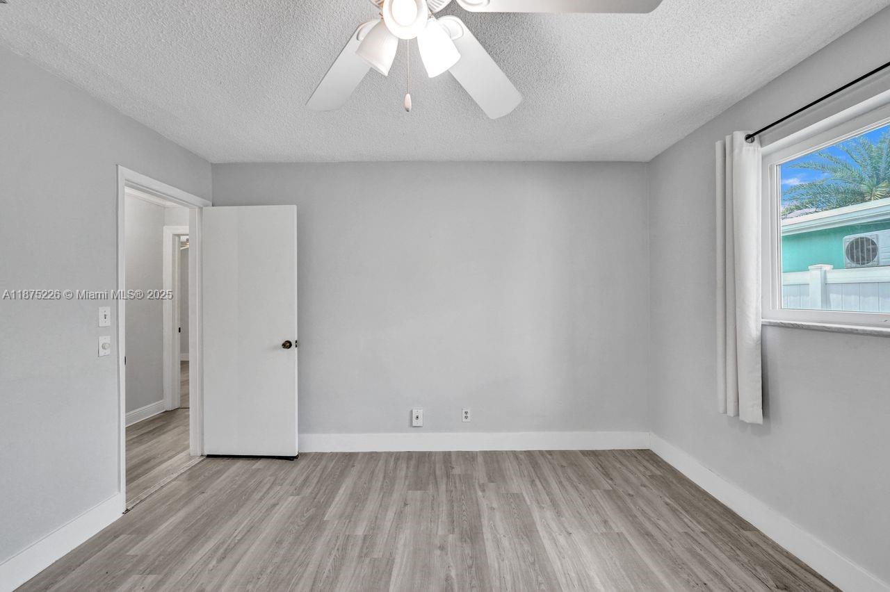 Cooper City, Florida, 33328, United States, 5 Bedrooms Bedrooms, ,3 BathroomsBathrooms,Residential,For Sale,1942124