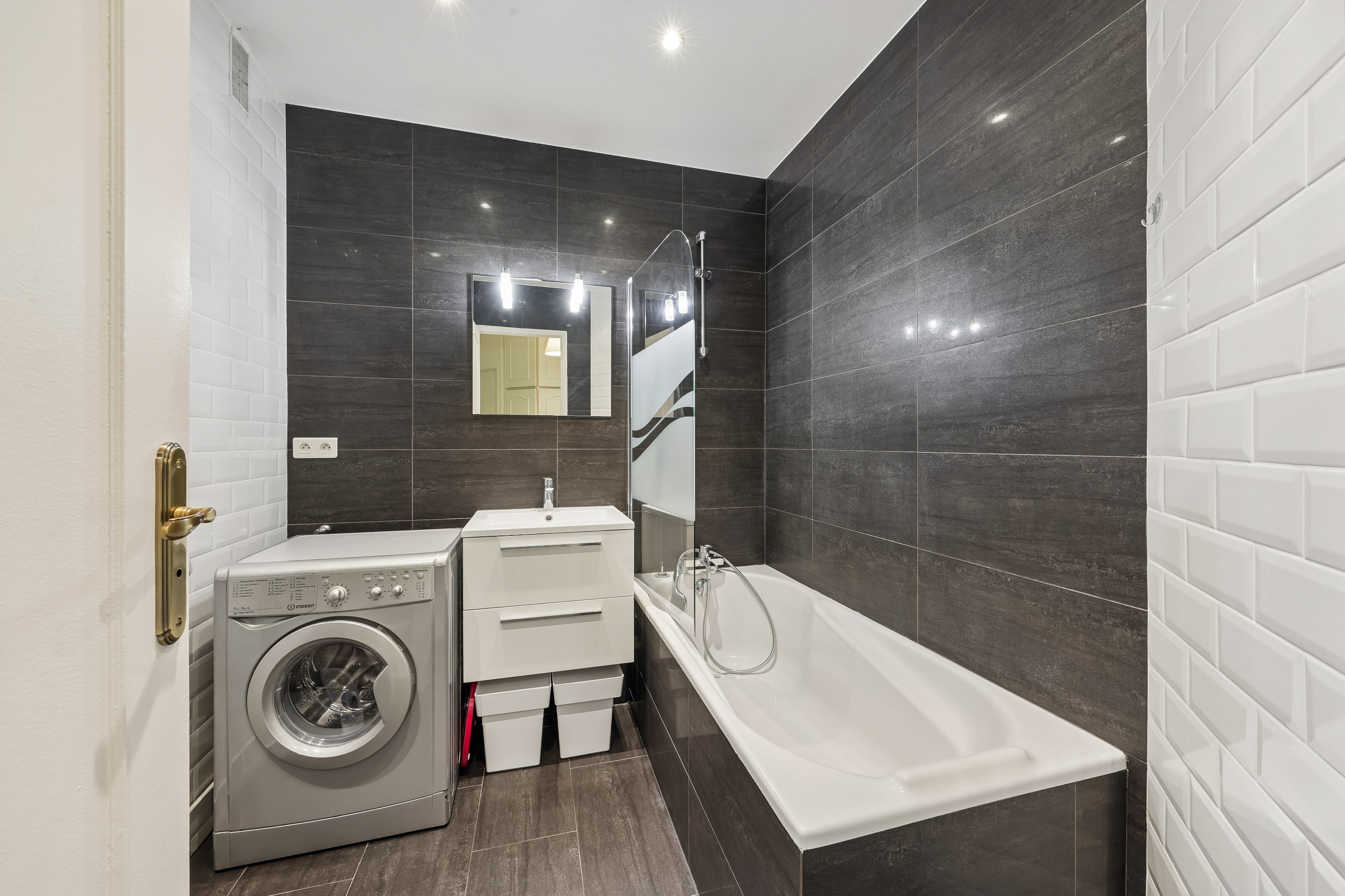  Neuilly – Les Sablons – One-Bedroom Apartment – Green Surroundings - 物件實景