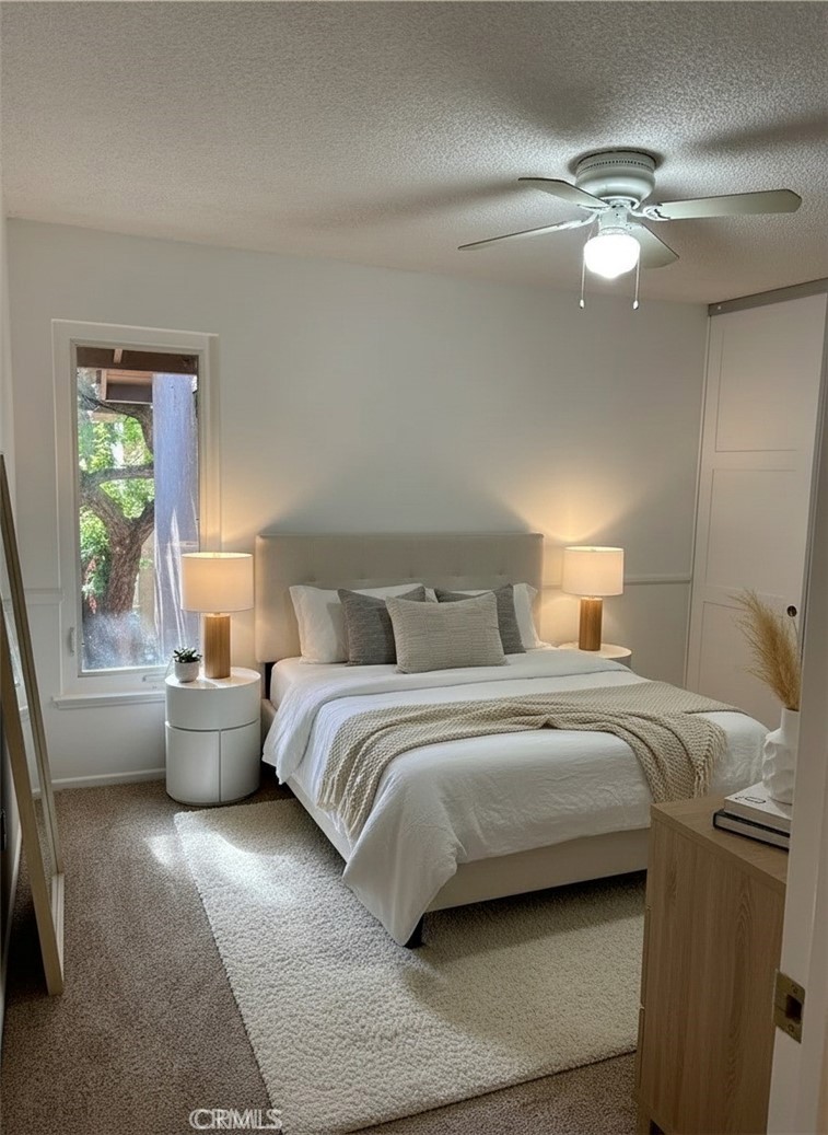 Canoga Park, California, 91303, United States, 2 Bedrooms Bedrooms, ,1 BathroomBathrooms,Residential,For Sale,1995813