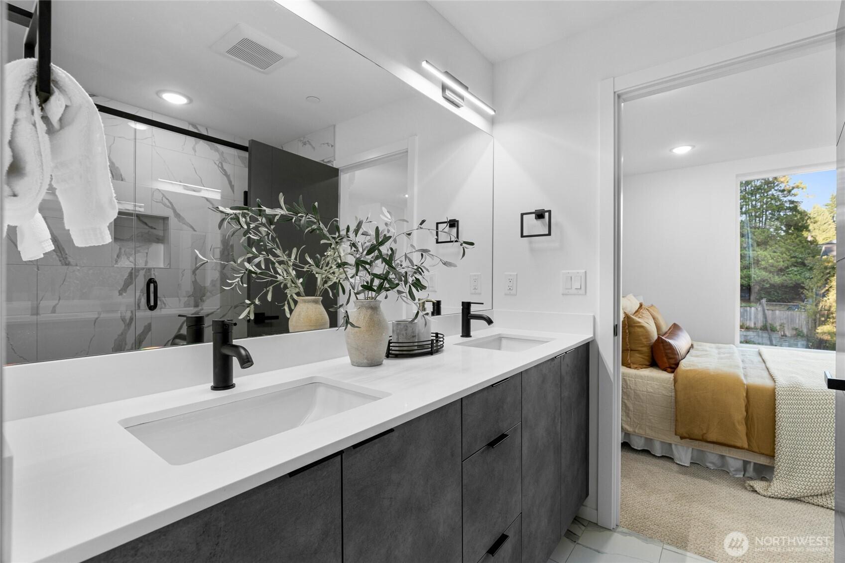 SEATTLE, Washington, 98125, United States, 3 Bedrooms Bedrooms, ,3 BathroomsBathrooms,Residential,For Sale,1995675