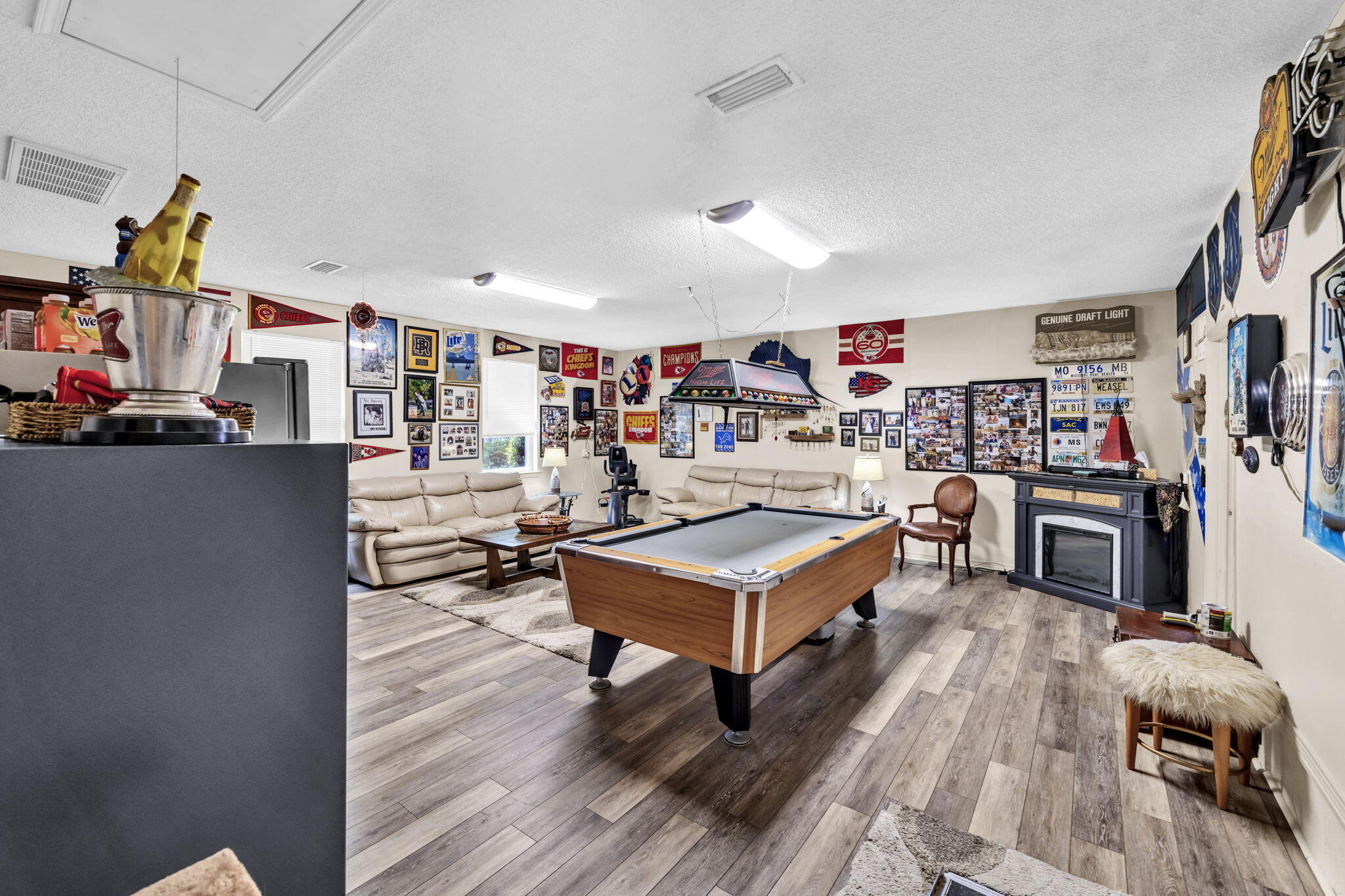 Crestview, Florida, 32539, United States, 4 Bedrooms Bedrooms, ,2 BathroomsBathrooms,Residential,For Sale,1918564