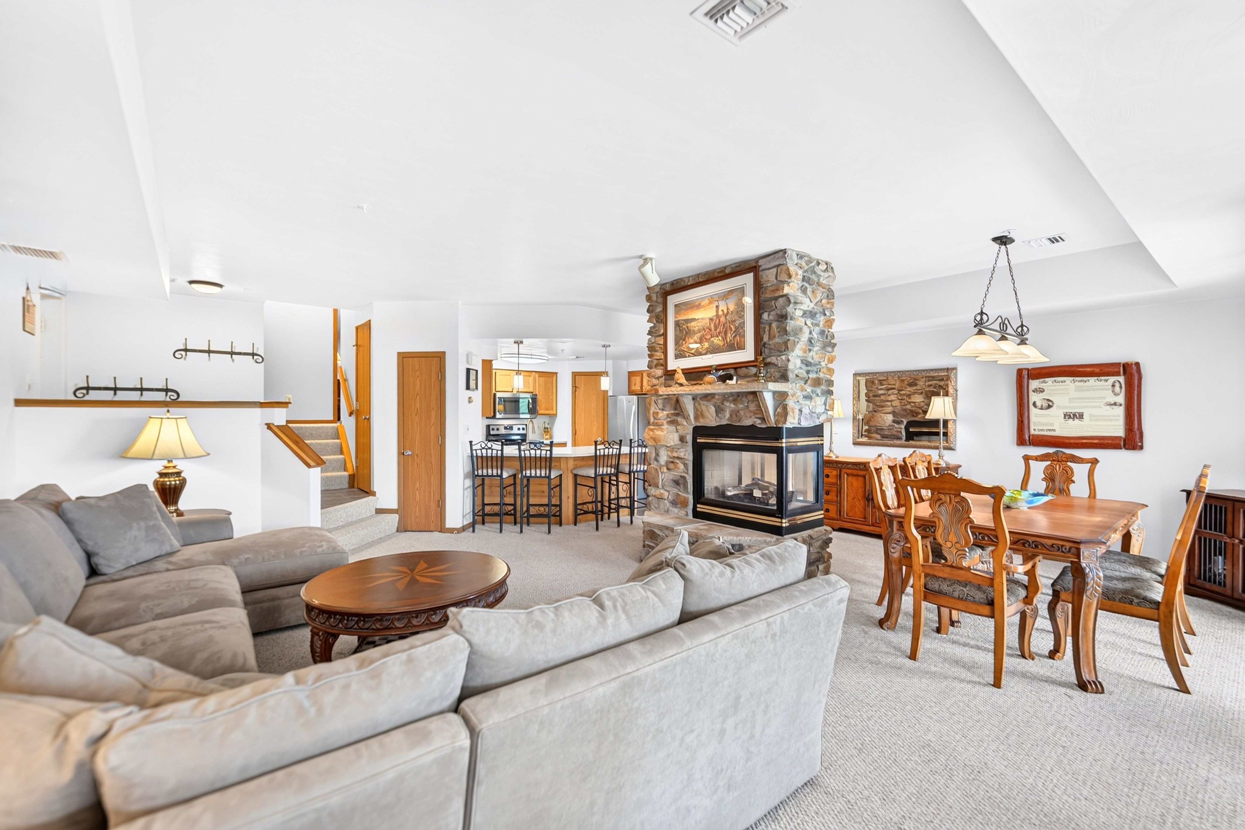  8134 Stonegate Drive, Champion, PA 15622 - 物件實景