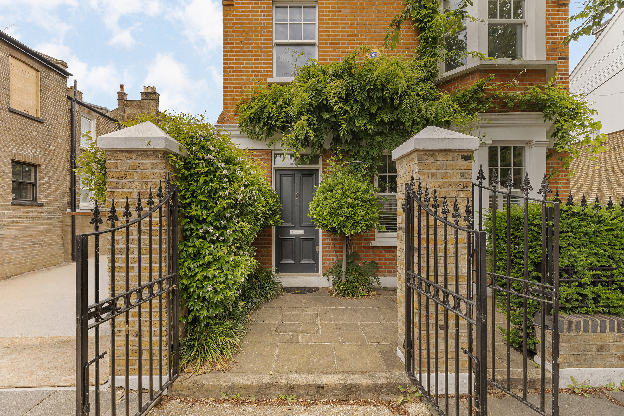  A Family House with Exceptional Volume in the Heart of Chiswick - 物件實景