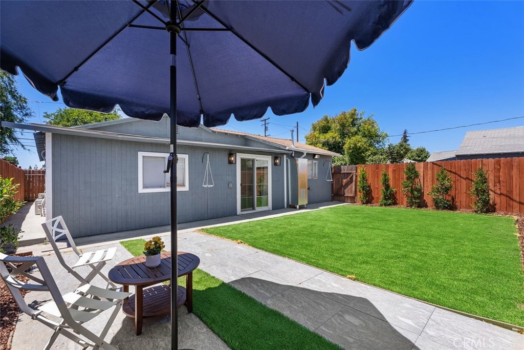 Santa Ana, California, 92701, United States, 5 Bedrooms Bedrooms, ,3 BathroomsBathrooms,Residential,For Sale,1837715