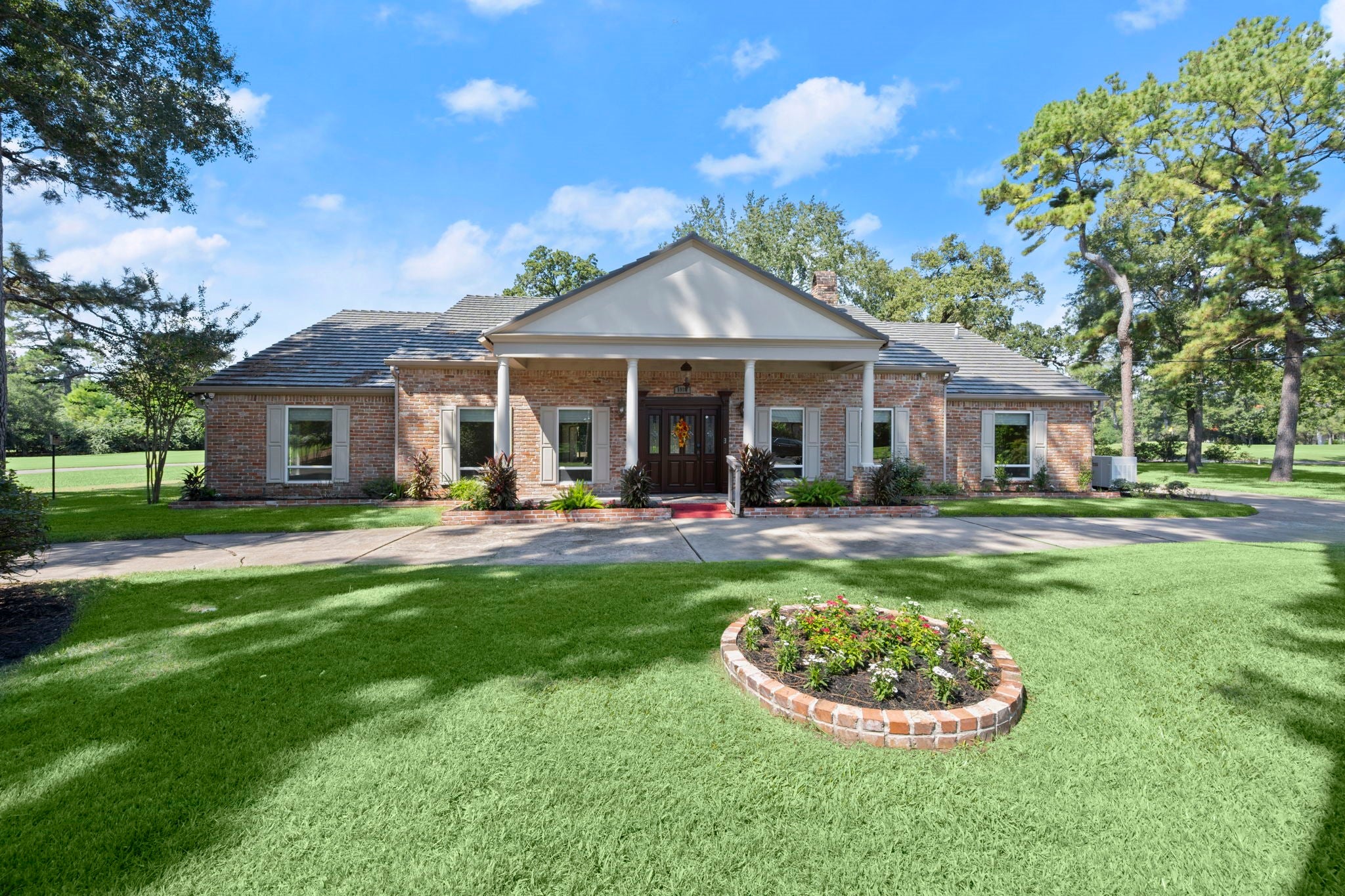 Southern Hills Dr, Houston, TX 77069