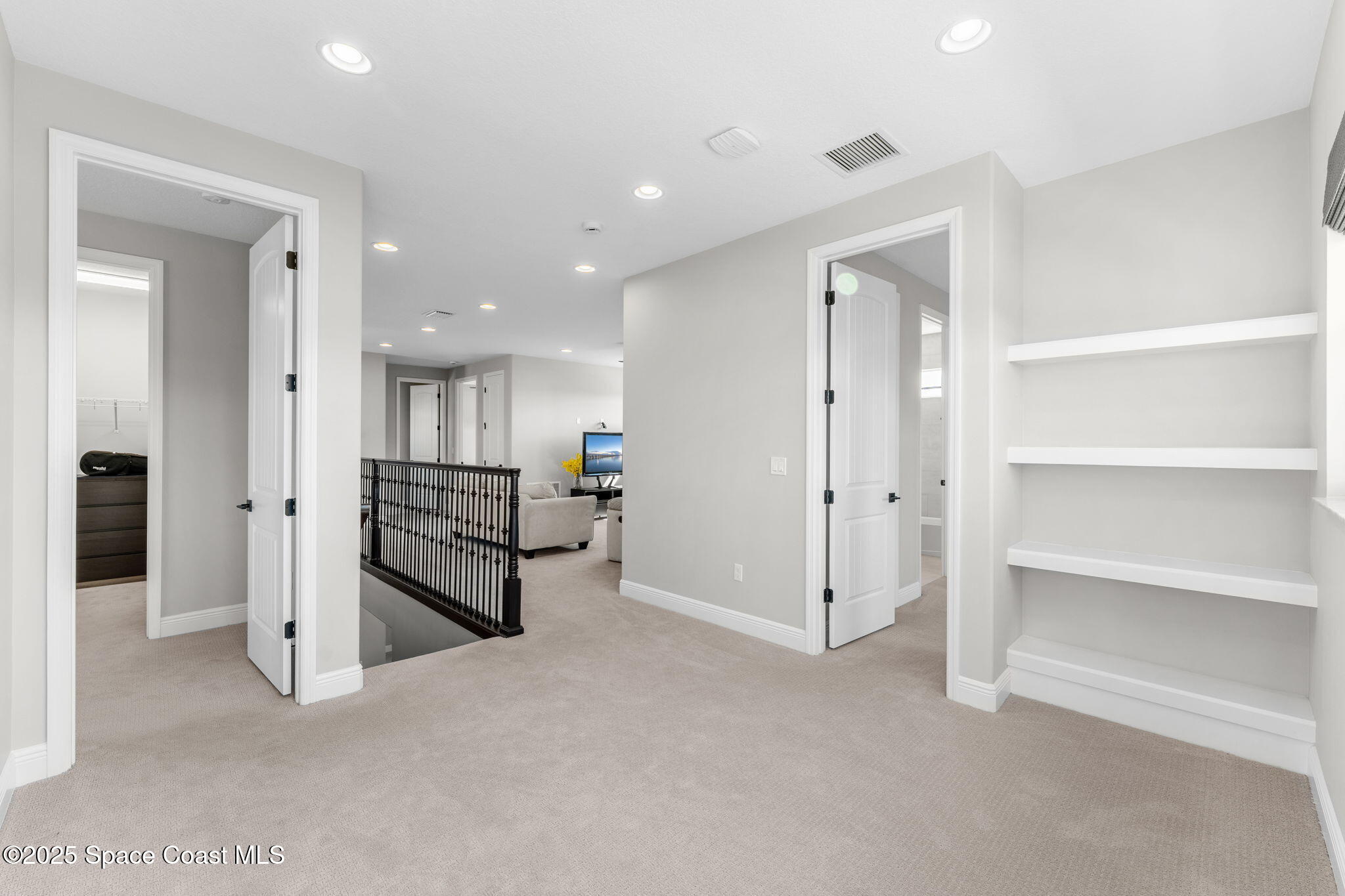 Melbourne, Florida, 32940, United States, 5 Bedrooms Bedrooms, ,6 BathroomsBathrooms,Residential,For Sale,2003365