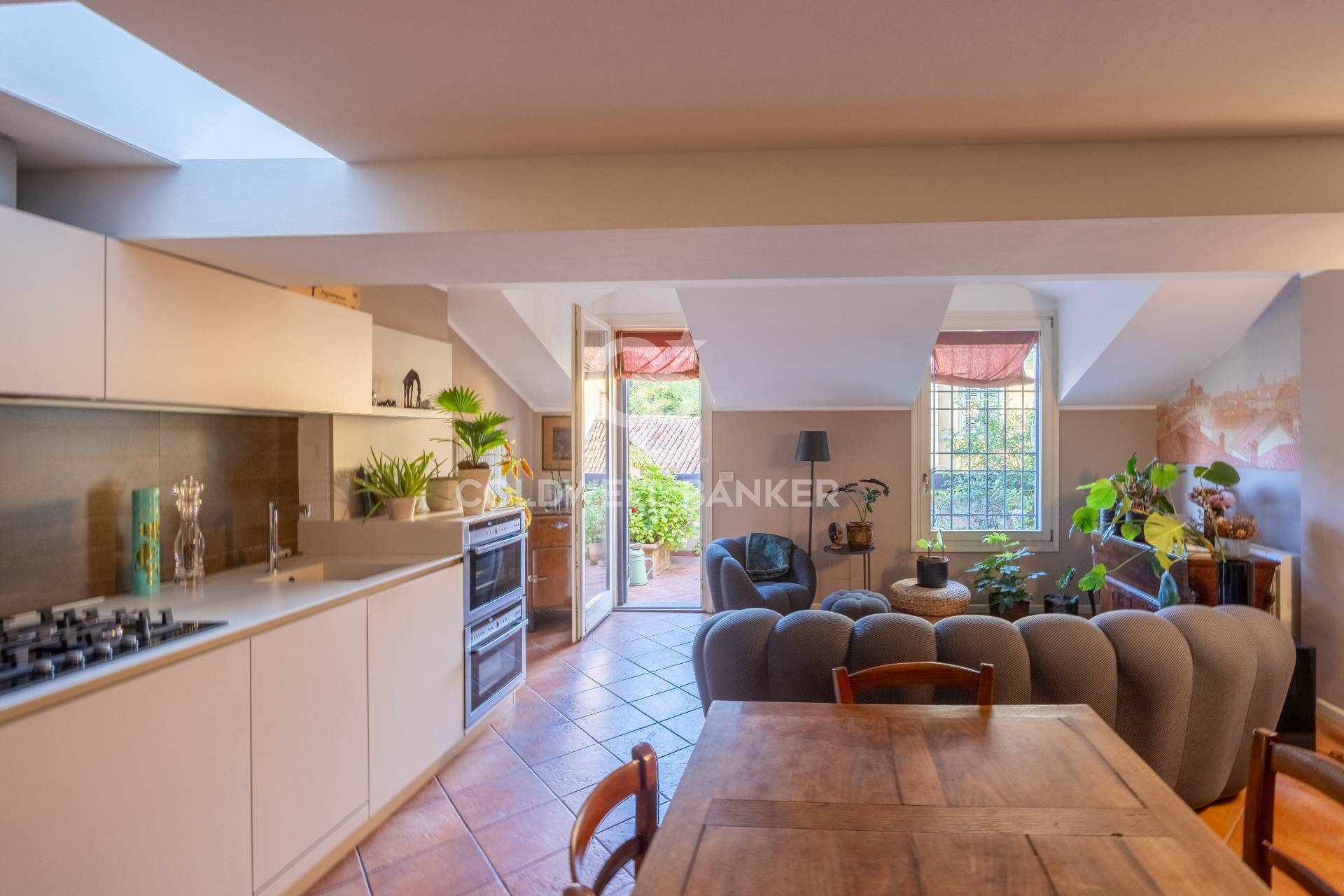 Bologna, Bologna, 40100, IT, 2 Bedrooms Bedrooms, ,1 BathroomBathrooms,Residential,For Sale,1898683