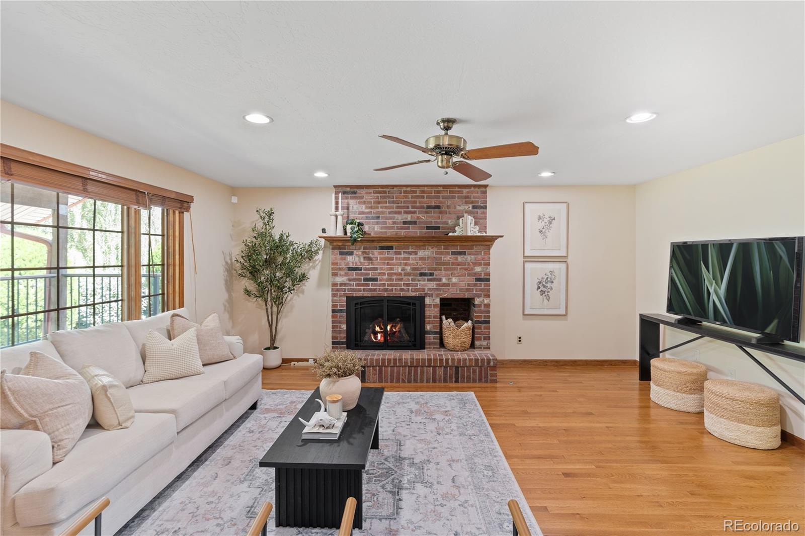Westminster, Colorado, 80031, United States, 4 Bedrooms Bedrooms, ,3 BathroomsBathrooms,Residential,For Sale,1917918