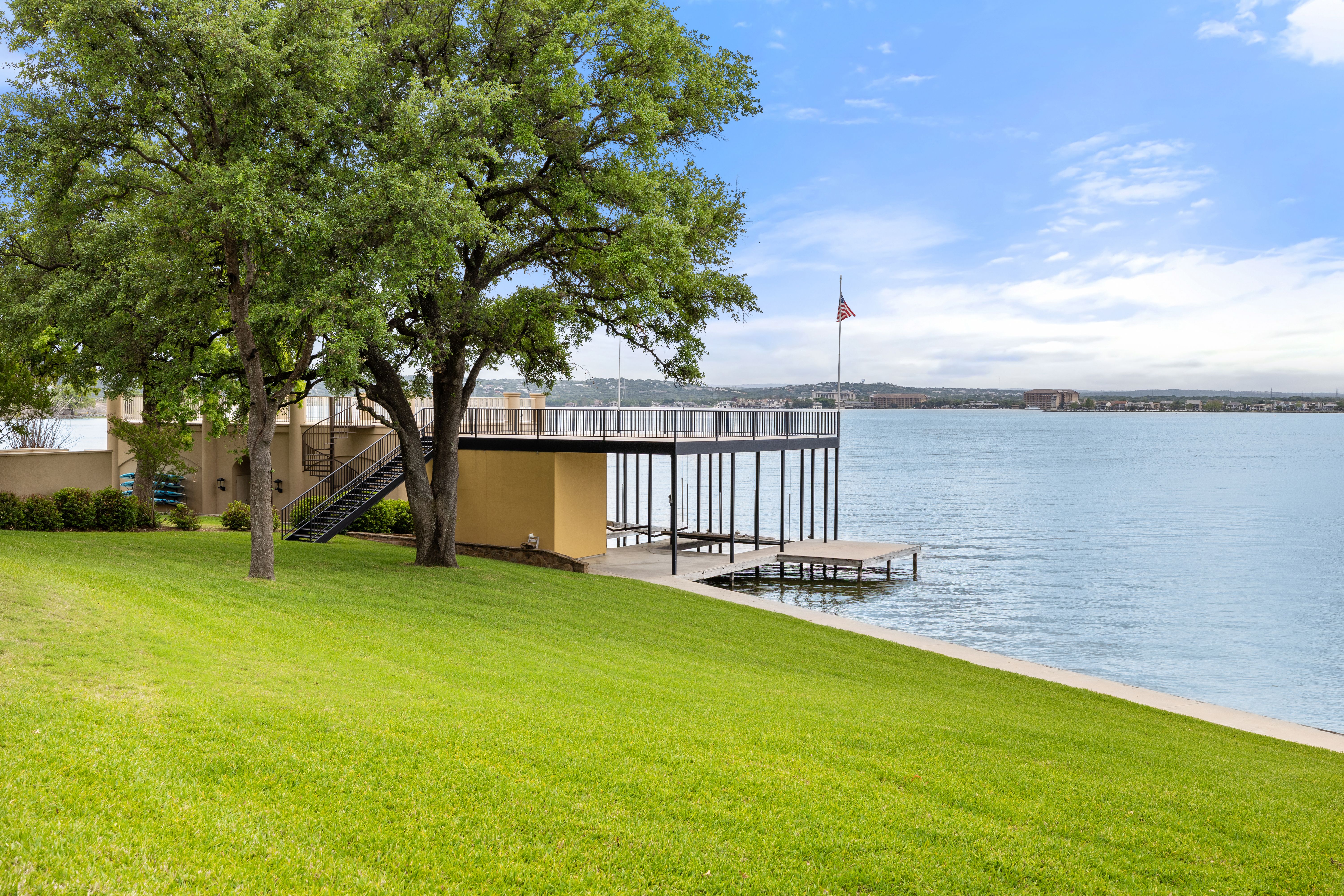  The Ultimate Lake LBJ Retreat - 物件實景