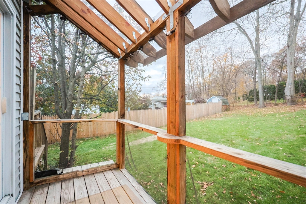 Worcester, Massachusetts, 01606, United States, 3 Bedrooms Bedrooms, ,4 BathroomsBathrooms,Residential,For Sale,1992890