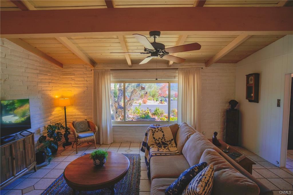 Fallbrook, California, 92028, United States, 2 Bedrooms Bedrooms, ,2 BathroomsBathrooms,Residential,For Sale,1978421