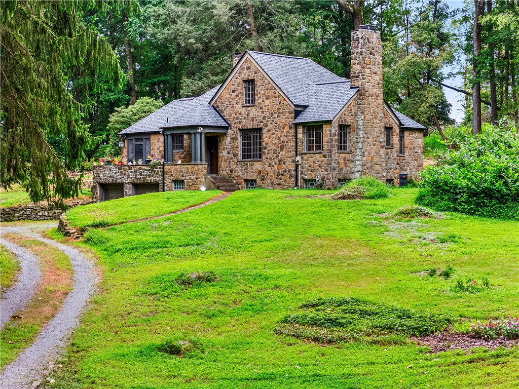 Shaler, Pennsylvania, 15116, United States, 3 Bedrooms Bedrooms, ,1 BathroomBathrooms,Residential,For Sale,1989376