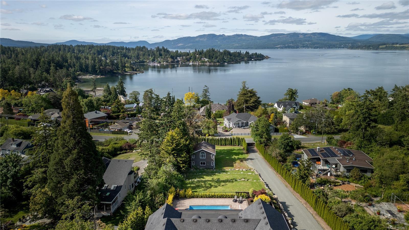 NORTH SAANICH, British Columbia, V8L 5M1, CA, 3 Bedrooms Bedrooms, ,Residential,For Sale,1948339