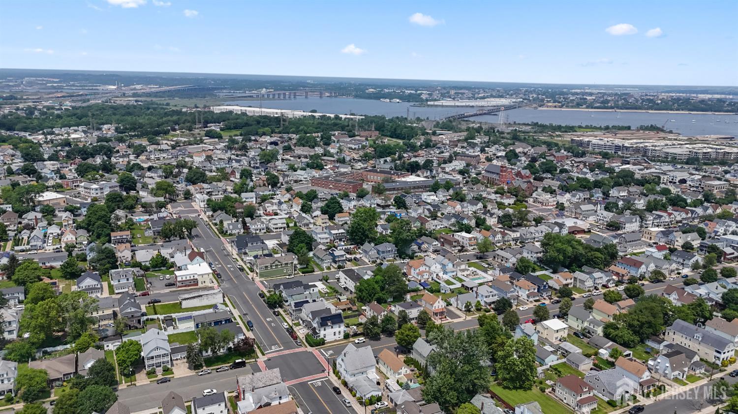 South Amboy, New Jersey, 08879, United States, 4 Bedrooms Bedrooms, ,3 BathroomsBathrooms,Residential,For Sale,1829503