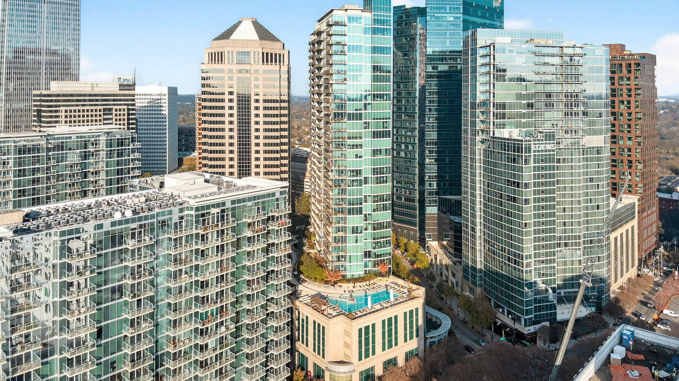  Iconic Intown Living at 1010 Midtown - 物件實景