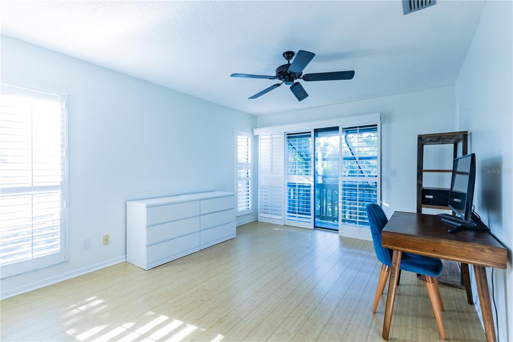 Sarasota, Florida, 34231, United States, 3 Bedrooms Bedrooms, ,3 BathroomsBathrooms,Residential,For Sale,1926477