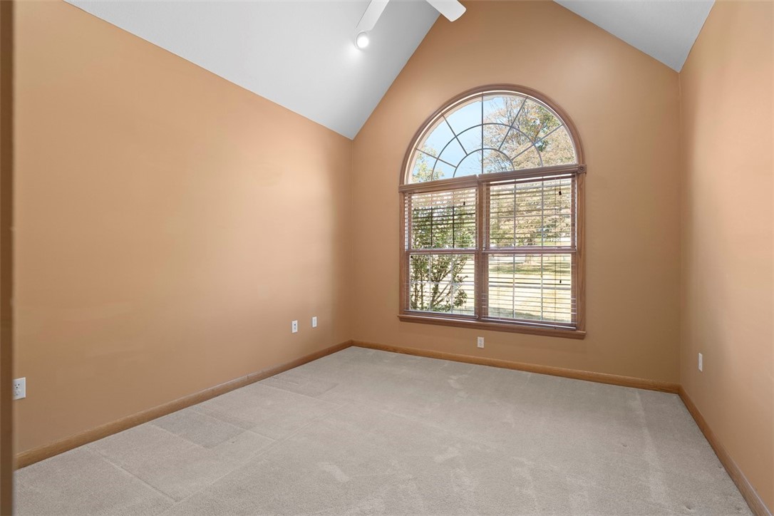 Cranberry Twp, Pennsylvania, 16066, United States, 4 Bedrooms Bedrooms, ,3 BathroomsBathrooms,Residential,For Sale,1947060