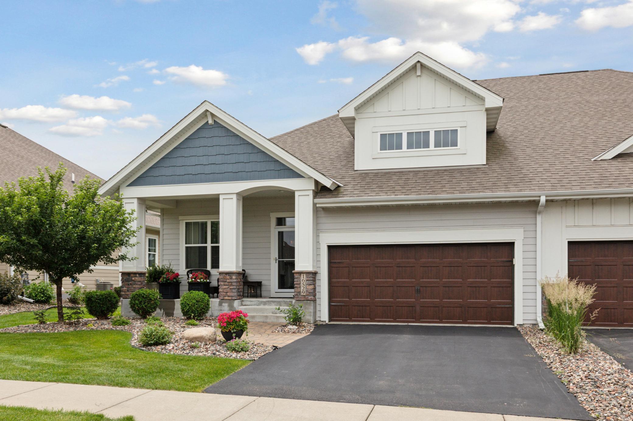 Lakeville, Minnesota, 55044, United States, 3 Bedrooms Bedrooms, ,2 BathroomsBathrooms,Residential,For Sale,1971412