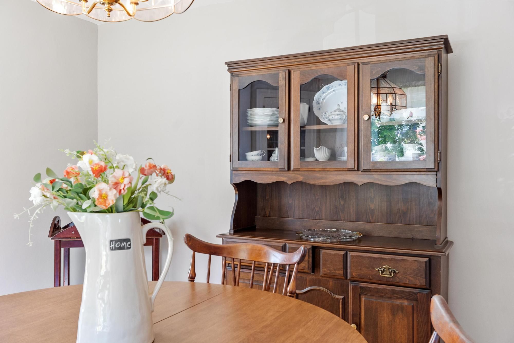  9 Oaklandvale Ave, Saugus, MA, 01906 - 物件實景