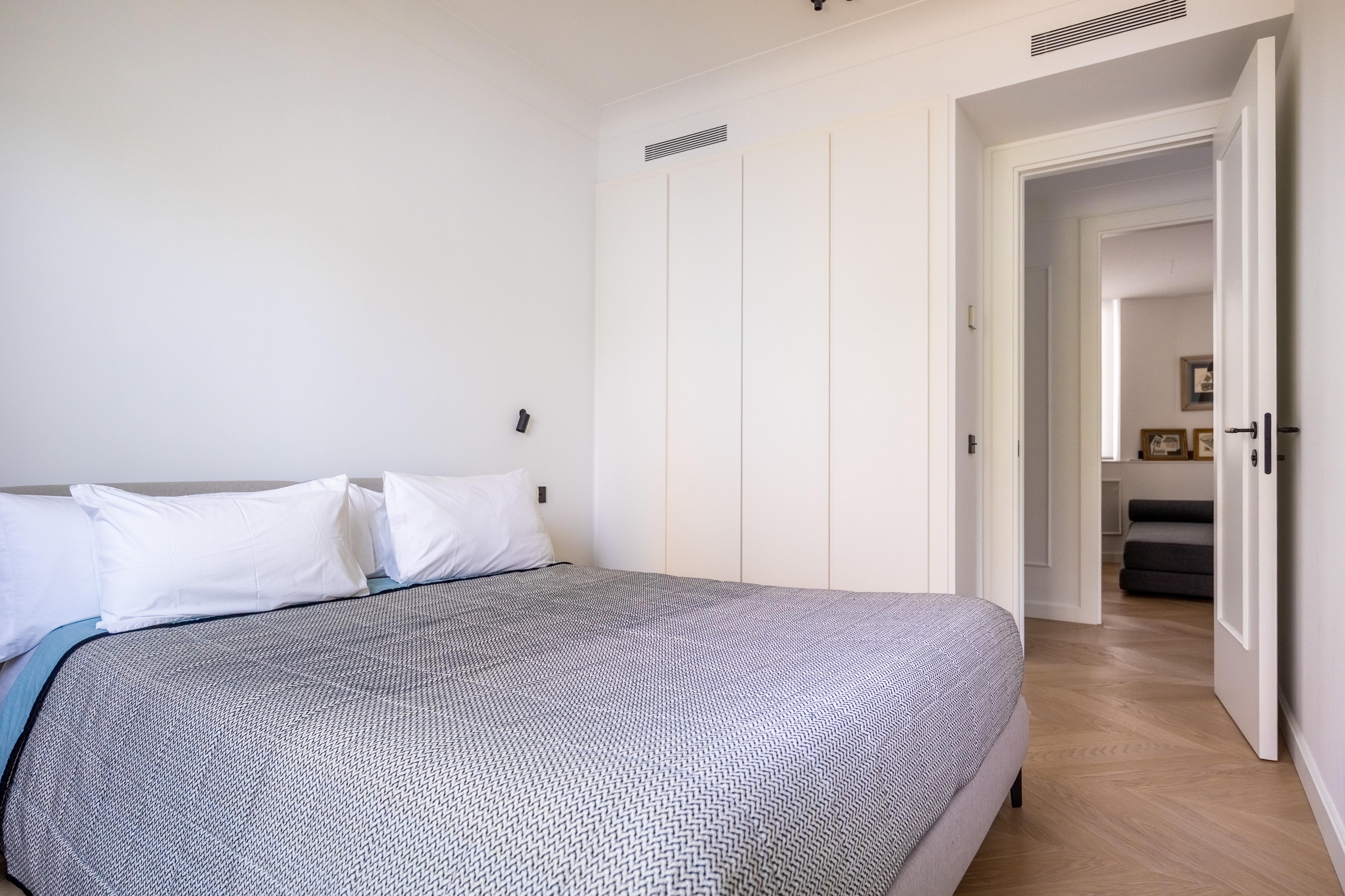  Elegant Renovated Apartment in Exclusive Area, Near Plaza de España, Seville - 物件實景
