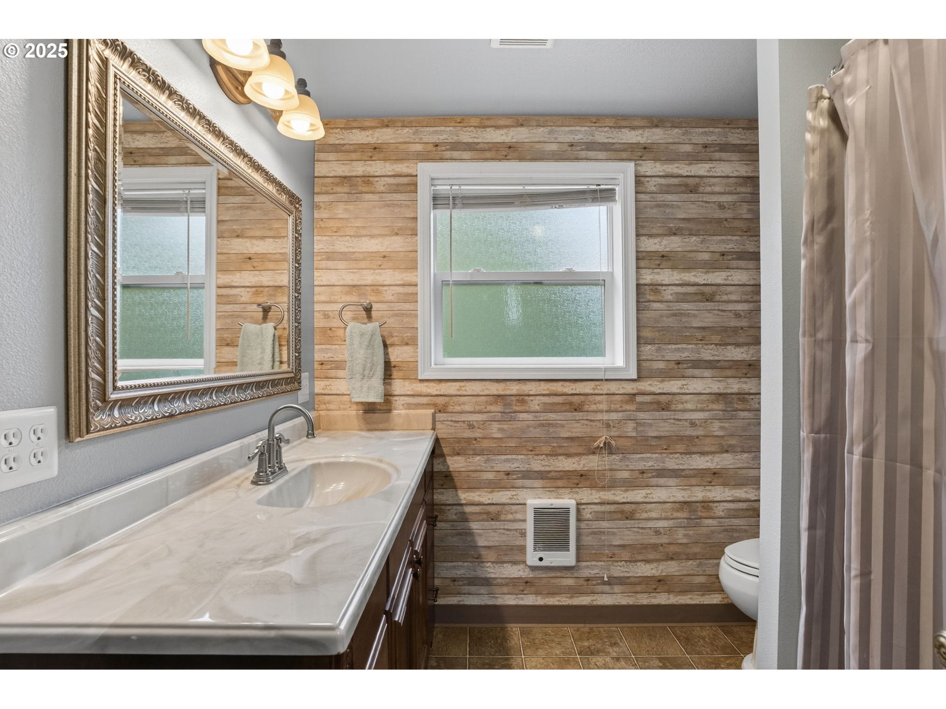 BattleGround, Washington, 98604, United States, 4 Bedrooms Bedrooms, ,4 BathroomsBathrooms,Residential,For Sale,1943198
