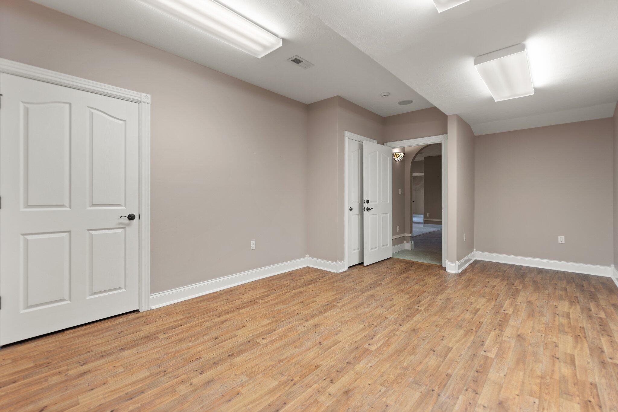 Monticello, Kentucky, 42633, United States, 4 Bedrooms Bedrooms, ,3 BathroomsBathrooms,Residential,For Sale,1691685