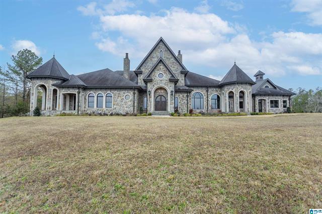 Calera, Alabama, 35040, United States, 5 Bedrooms Bedrooms, ,6 BathroomsBathrooms,Residential,For Sale,2006341