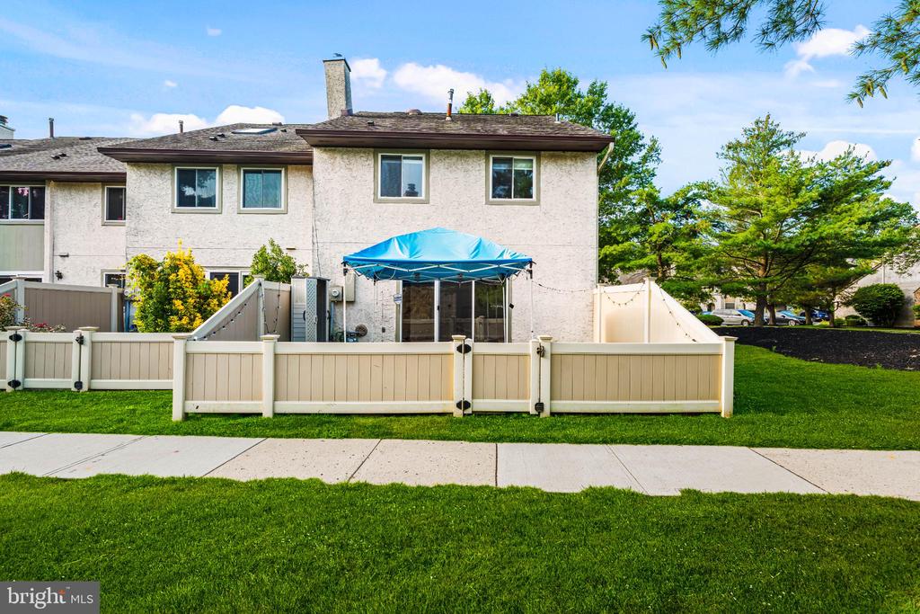 Plainsboro, New Jersey, 08536, United States, 3 Bedrooms Bedrooms, ,3 BathroomsBathrooms,Residential,For Sale,1900565