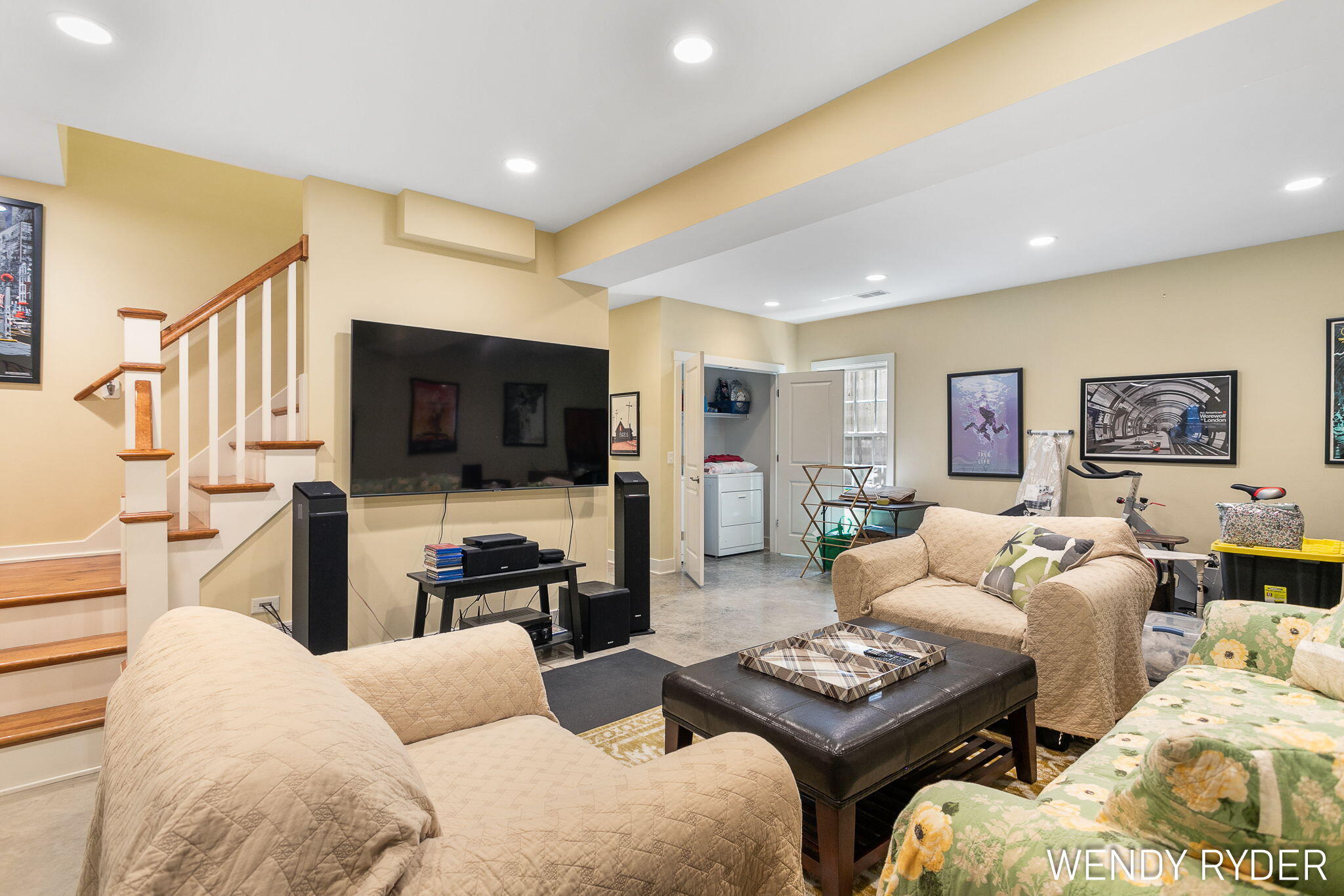 South Haven, Michigan, 49090, United States, 4 Bedrooms Bedrooms, ,4 BathroomsBathrooms,Residential,For Sale,1907418