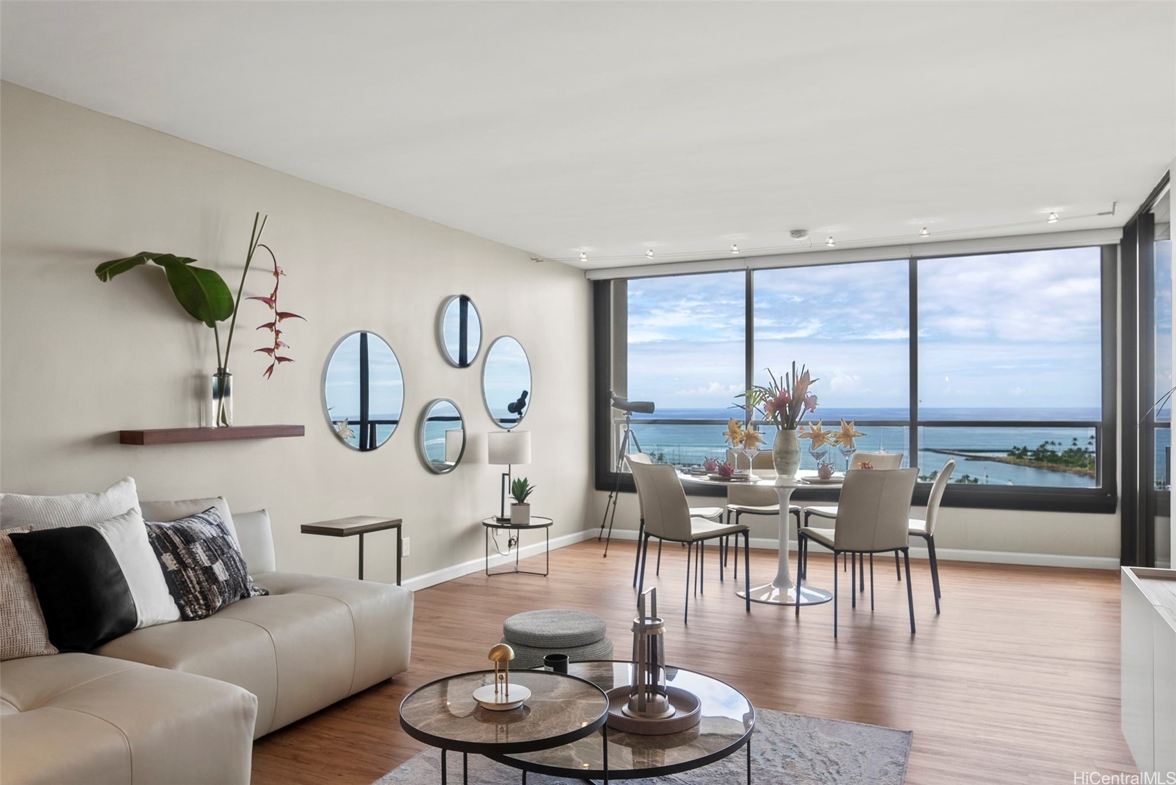 Honolulu, Hawaii, 96815, United States, 1 Bedroom Bedrooms, ,1 BathroomBathrooms,Residential,For Sale,1940342