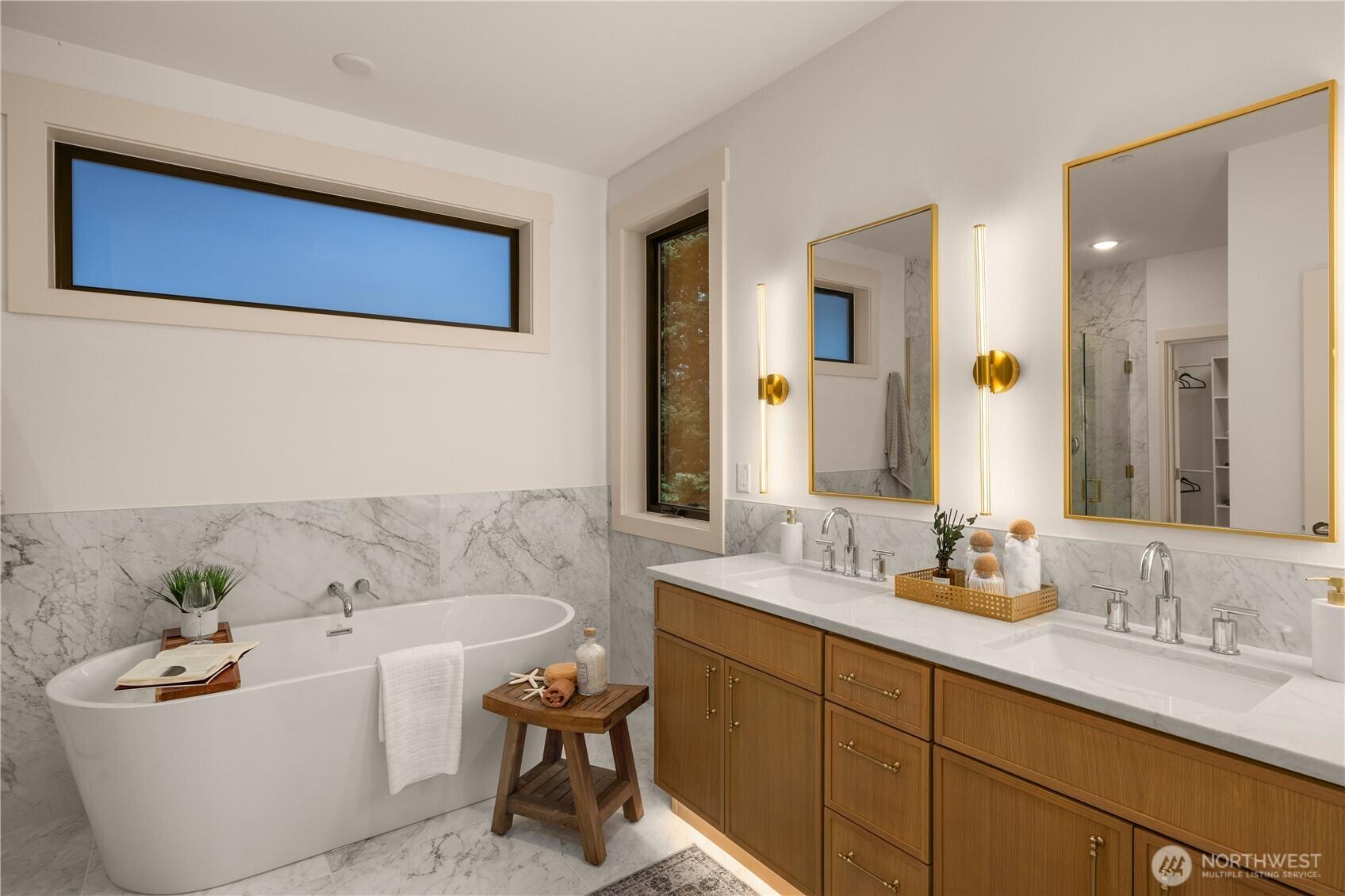 BELLEVUE, Washington, 98006, United States, 4 Bedrooms Bedrooms, ,3 BathroomsBathrooms,Residential,For Sale,1999724