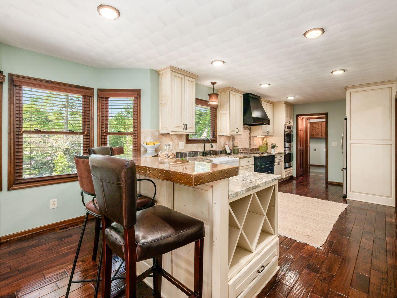 Westerville, Ohio, 43081, United States, 4 Bedrooms Bedrooms, ,3 BathroomsBathrooms,Residential,For Sale,1911058