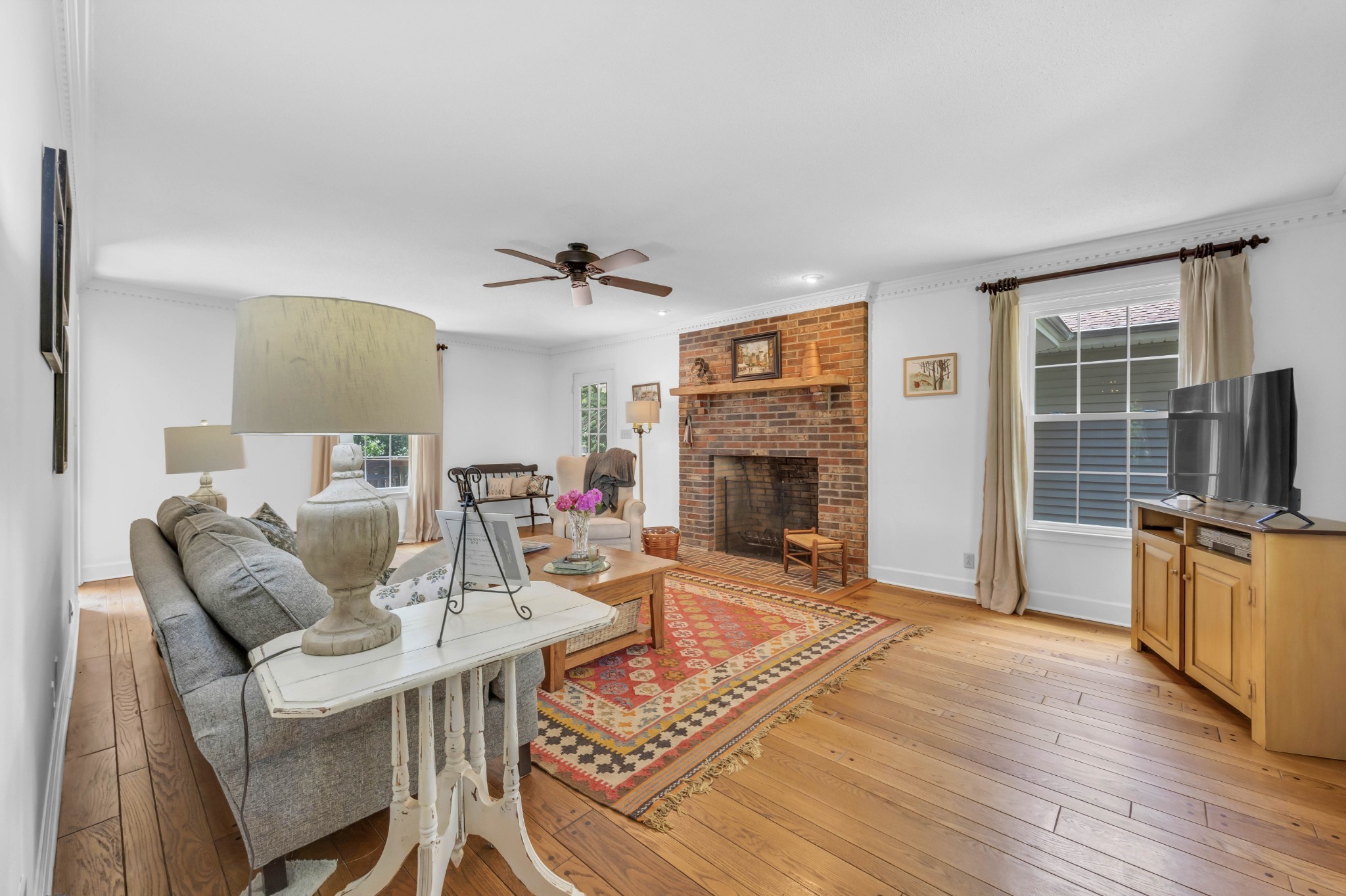 Clarksville, Tennessee, 37040, United States, 3 Bedrooms Bedrooms, ,4 BathroomsBathrooms,Residential,For Sale,2010439