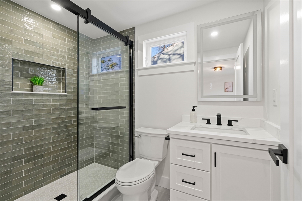 Boston, Massachusetts, 02125, United States, 2 Bedrooms Bedrooms, ,3 BathroomsBathrooms,Residential,For Sale,1995949