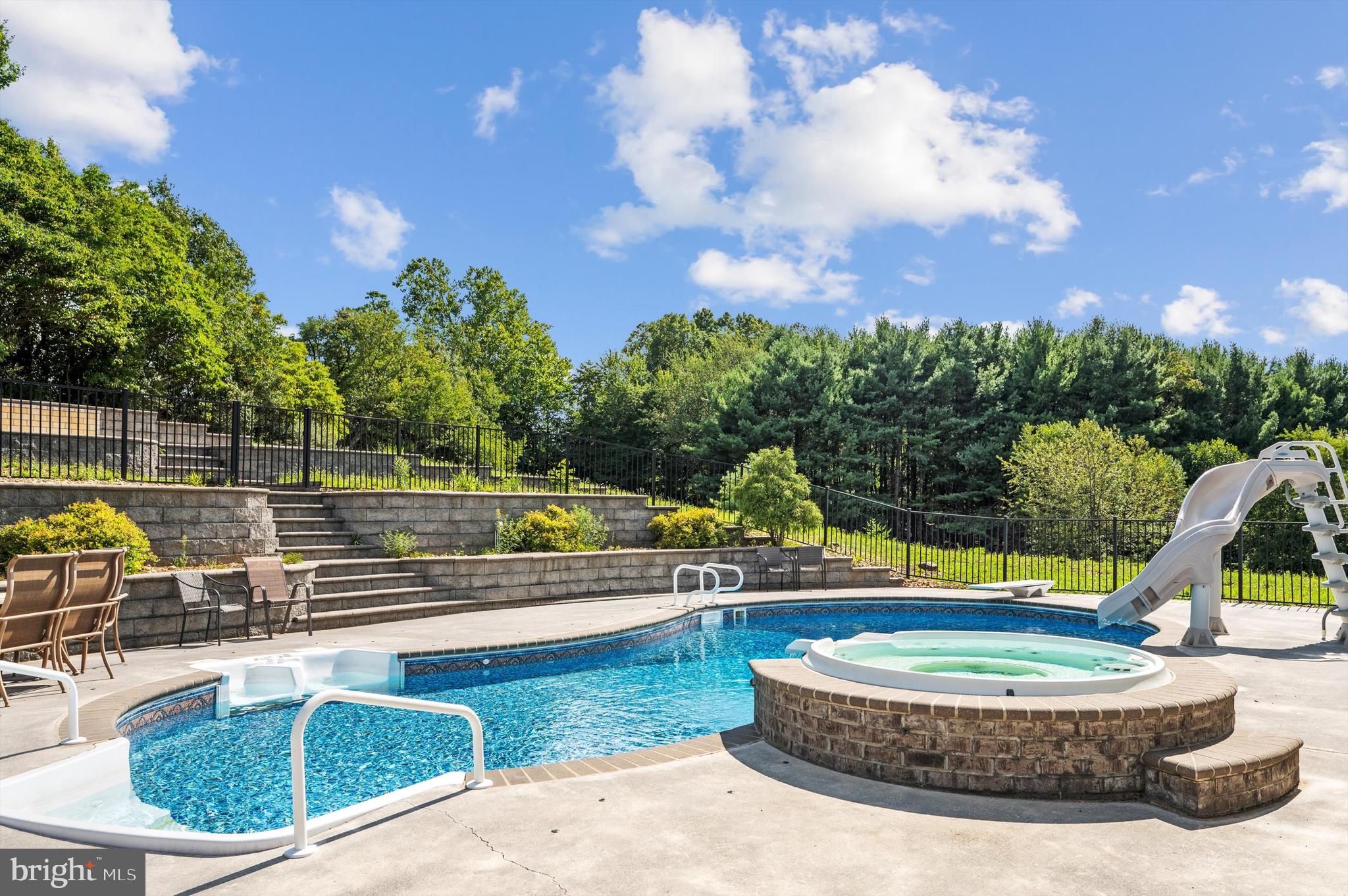 128 Whitlock Lane, Gore, Virginia, 22637, United States, 6 Bedrooms Bedrooms, ,5 BathroomsBathrooms,Residential,For Sale,128 Whitlock Lane,1338038