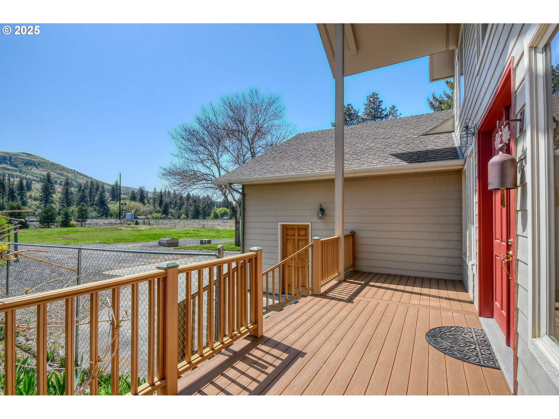 Adams, Oregon, 97810, United States, 4 Bedrooms Bedrooms, ,3 BathroomsBathrooms,Residential,For Sale,1793219
