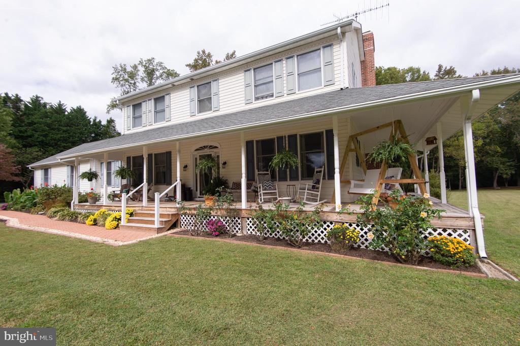 Denton, Maryland, 21629, United States, 4 Bedrooms Bedrooms, ,3 BathroomsBathrooms,Residential,For Sale,1992998