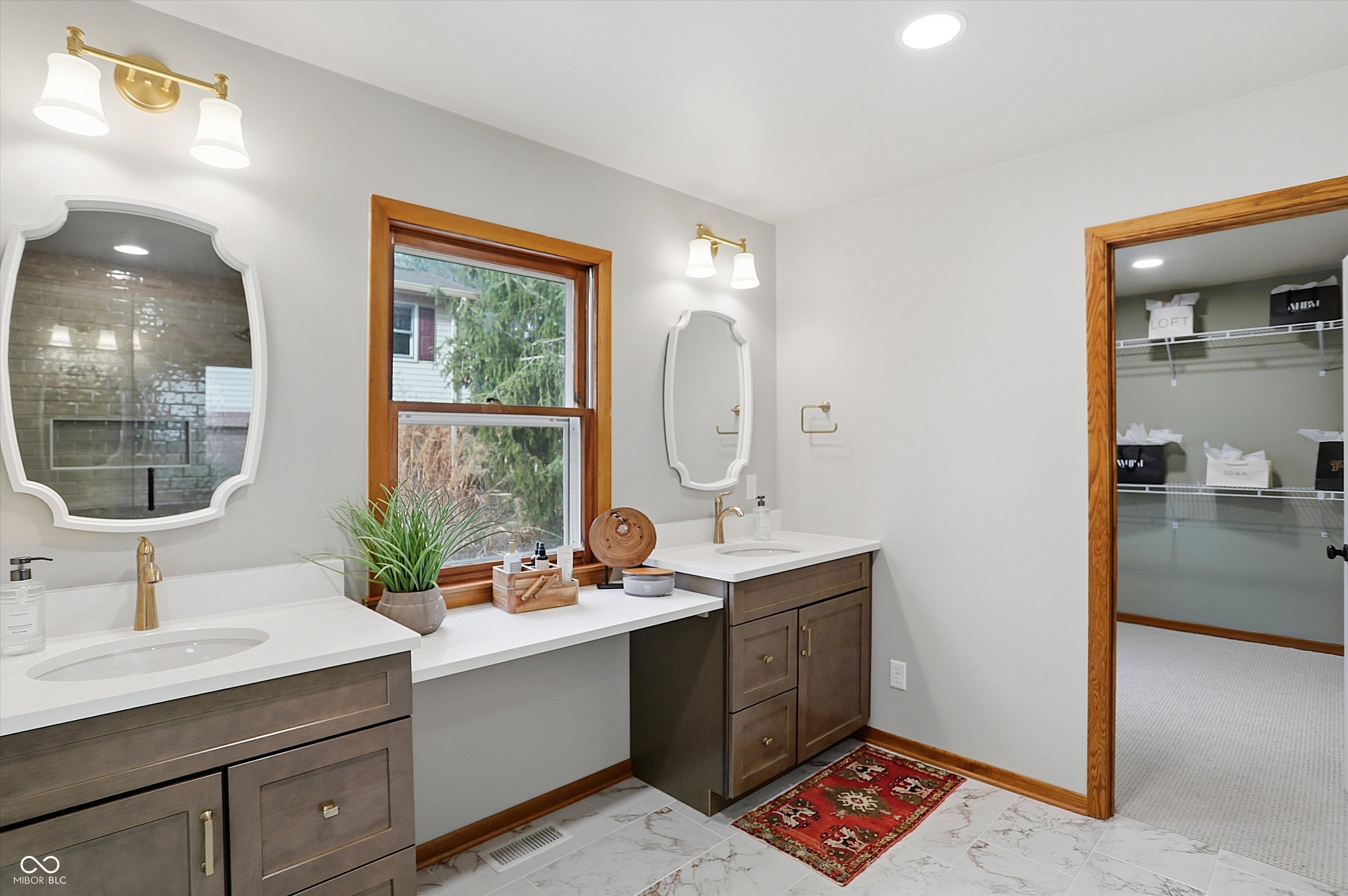 Zionsville, Indiana, 46077, United States, 3 Bedrooms Bedrooms, ,2 BathroomsBathrooms,Residential,For Sale,2008778