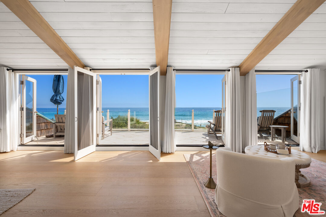 Malibu, California, 90265, United States, 5 Bedrooms Bedrooms, ,2 BathroomsBathrooms,Residential,For Sale,1752333