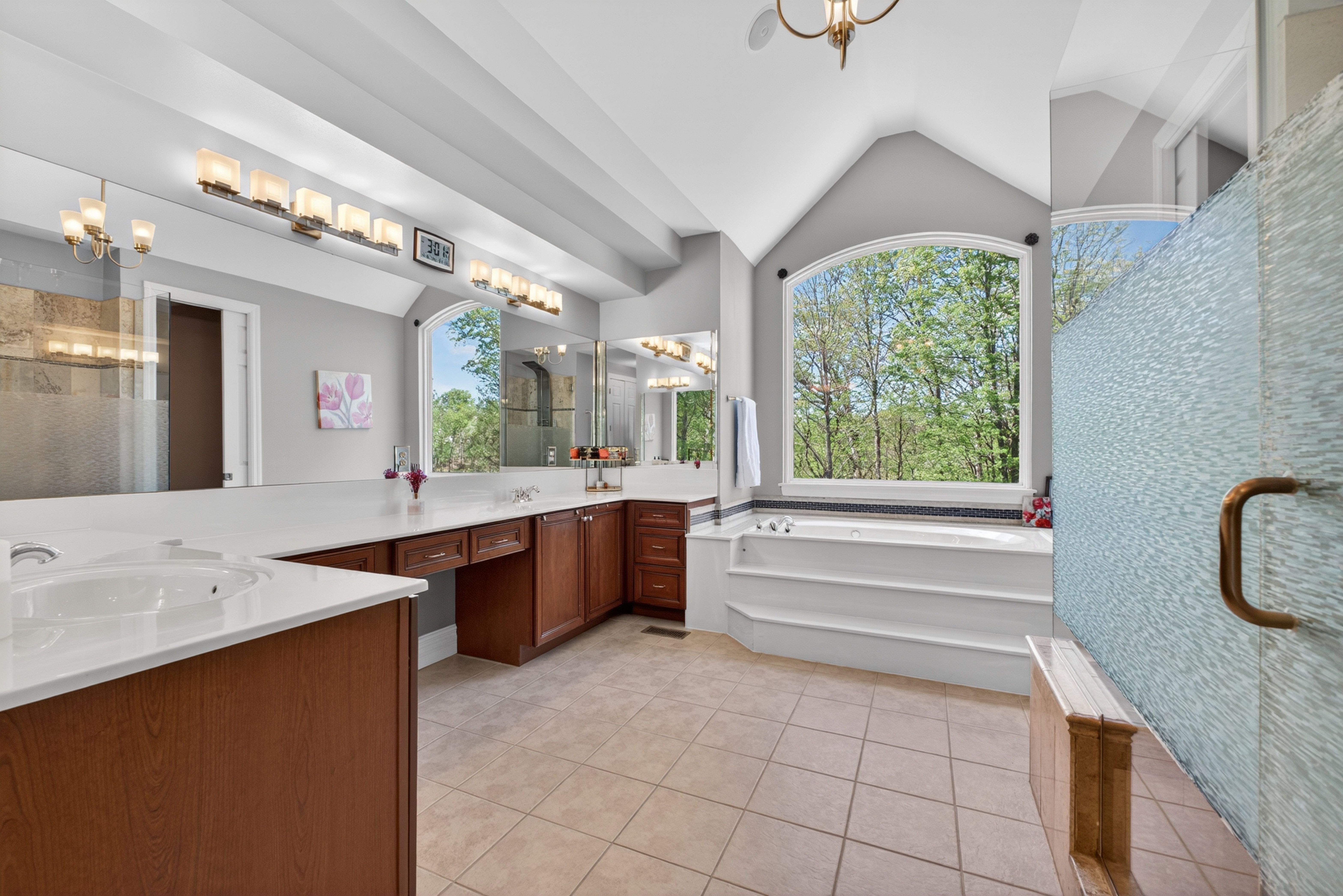  Charming Tapawingo Retreat with Golf Course Views and Modern Upgrades - 物件實景