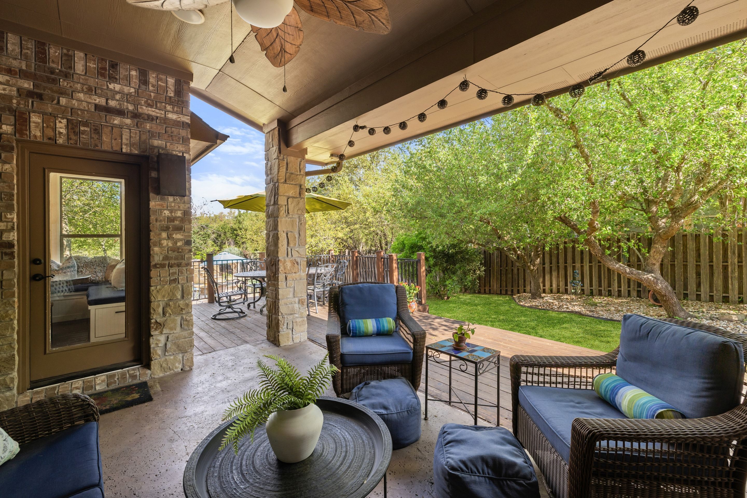  Refined Rocky Creek Living with Private Backyard Oasis - 物件實景