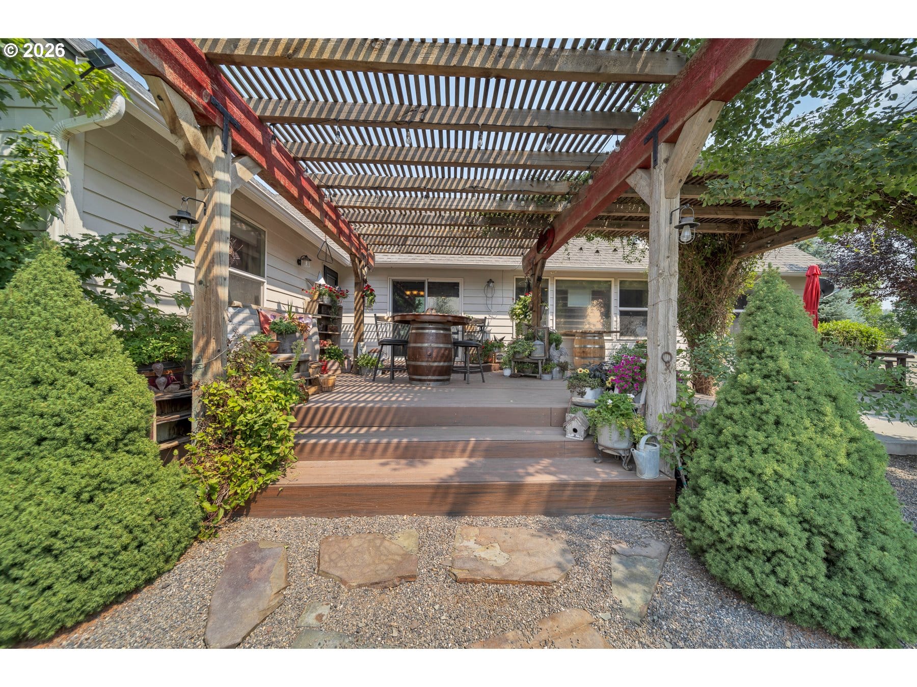  998 NE BROWN DR Madras, OR 97741 - 物件實景