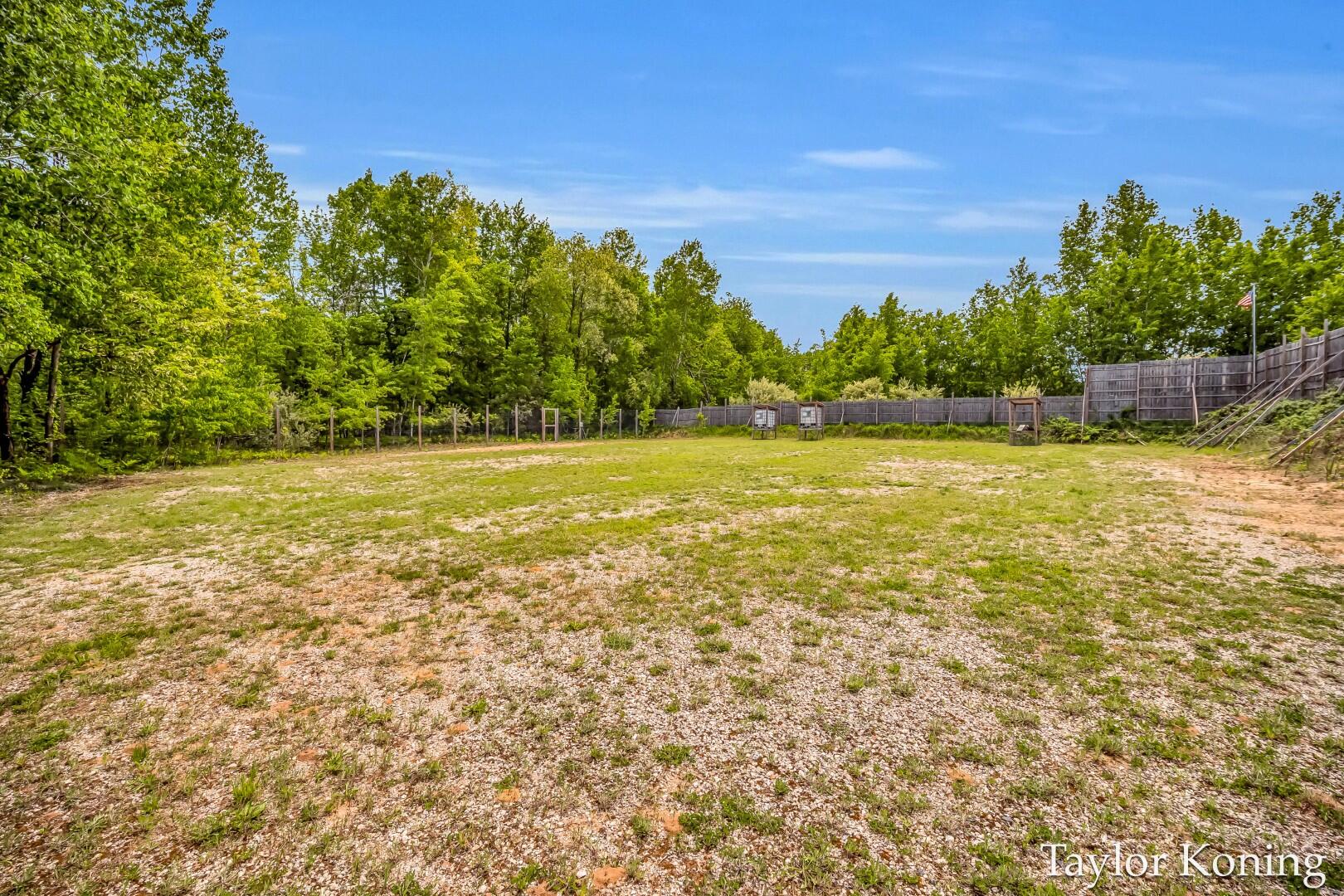 Hart, Michigan, 49420, United States, 2 Bedrooms Bedrooms, ,2 BathroomsBathrooms,Residential,For Sale,1949749