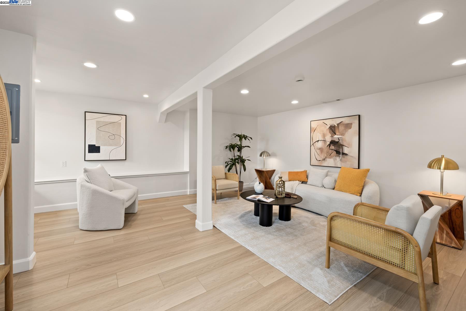 Millbrae, California, 94030, United States, 3 Bedrooms Bedrooms, ,3 BathroomsBathrooms,Residential,For Sale,1938817