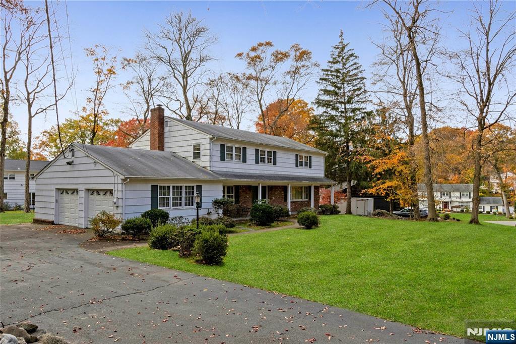 River Vale, New Jersey, 07675, United States, 4 Bedrooms Bedrooms, ,3 BathroomsBathrooms,Residential,For Sale,1987522