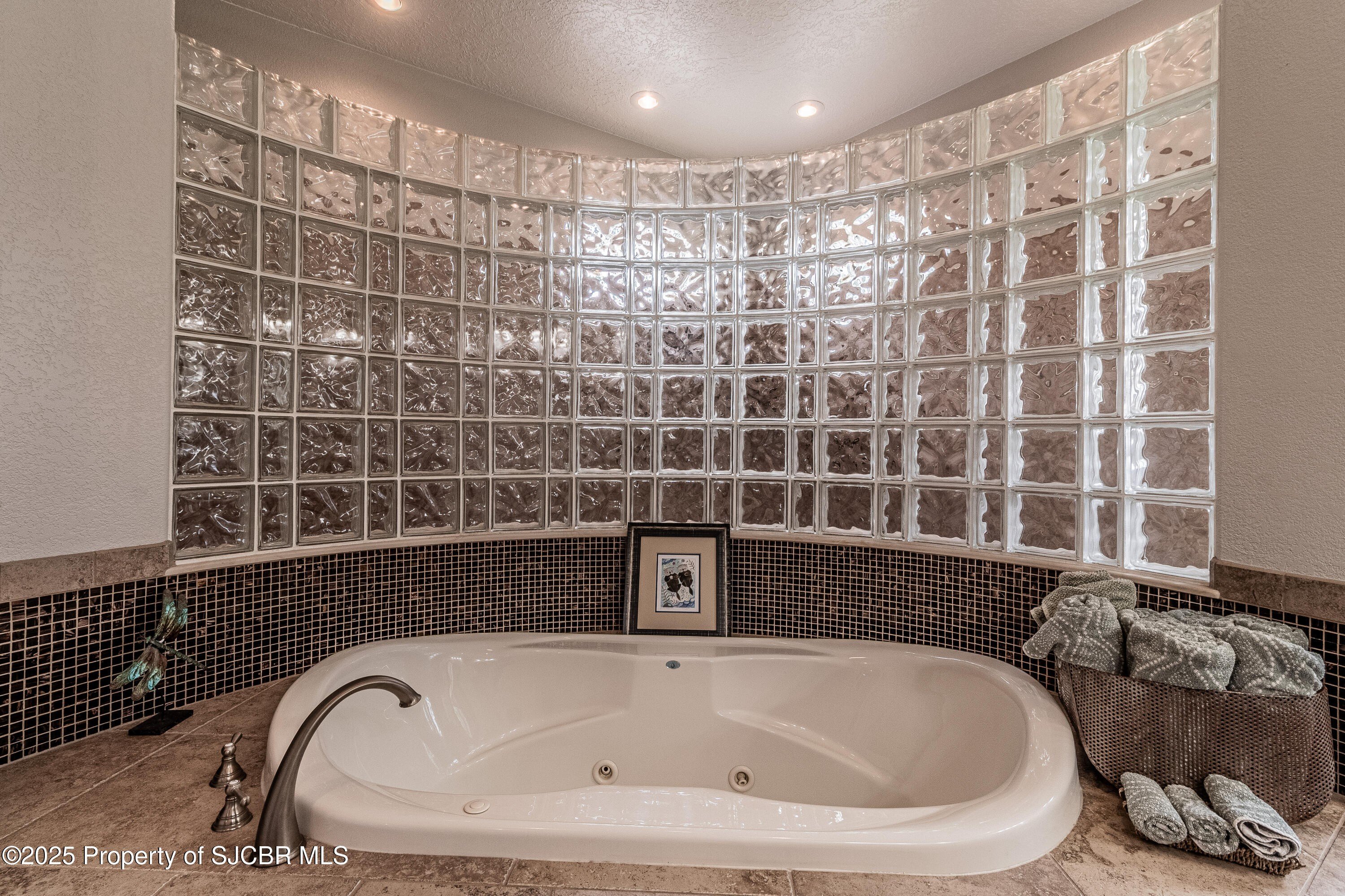 Aztec, New Mexico, 87410, United States, 4 Bedrooms Bedrooms, ,4 BathroomsBathrooms,Residential,For Sale,1857404
