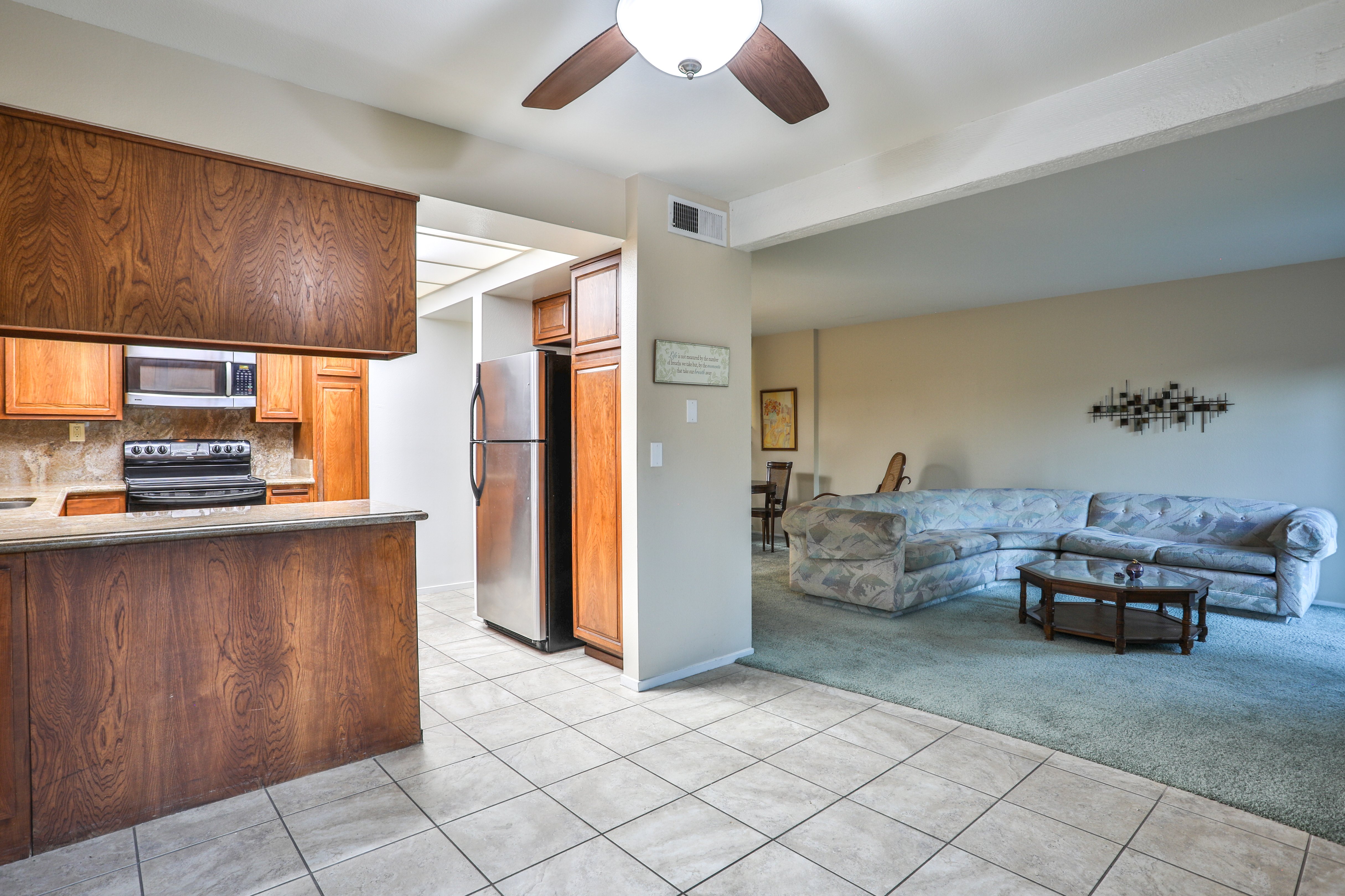  672 Greendale Lane, Pomona, CA 91767 - 物件實景