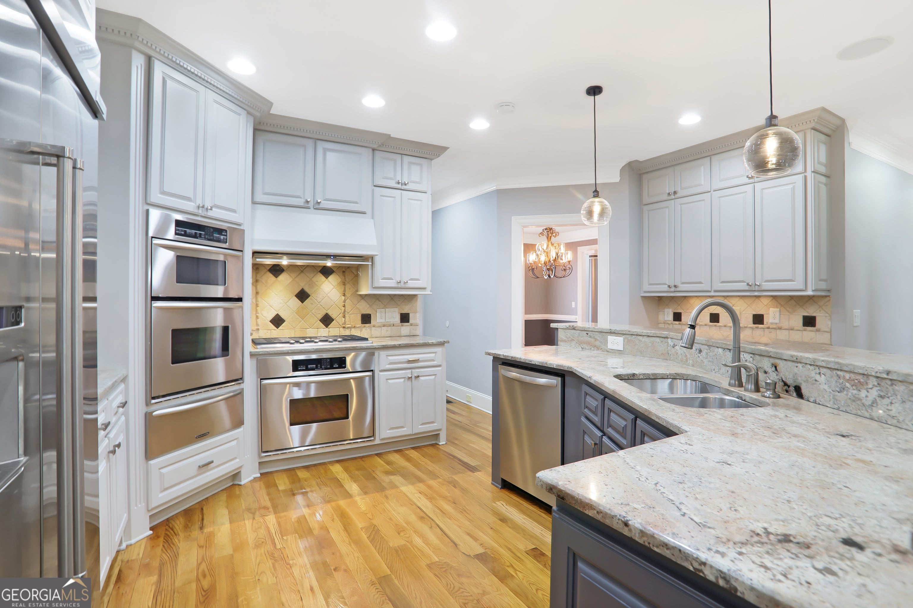 Atlanta, Georgia, 30331, United States, 6 Bedrooms Bedrooms, ,7 BathroomsBathrooms,Residential,For Sale,1926929