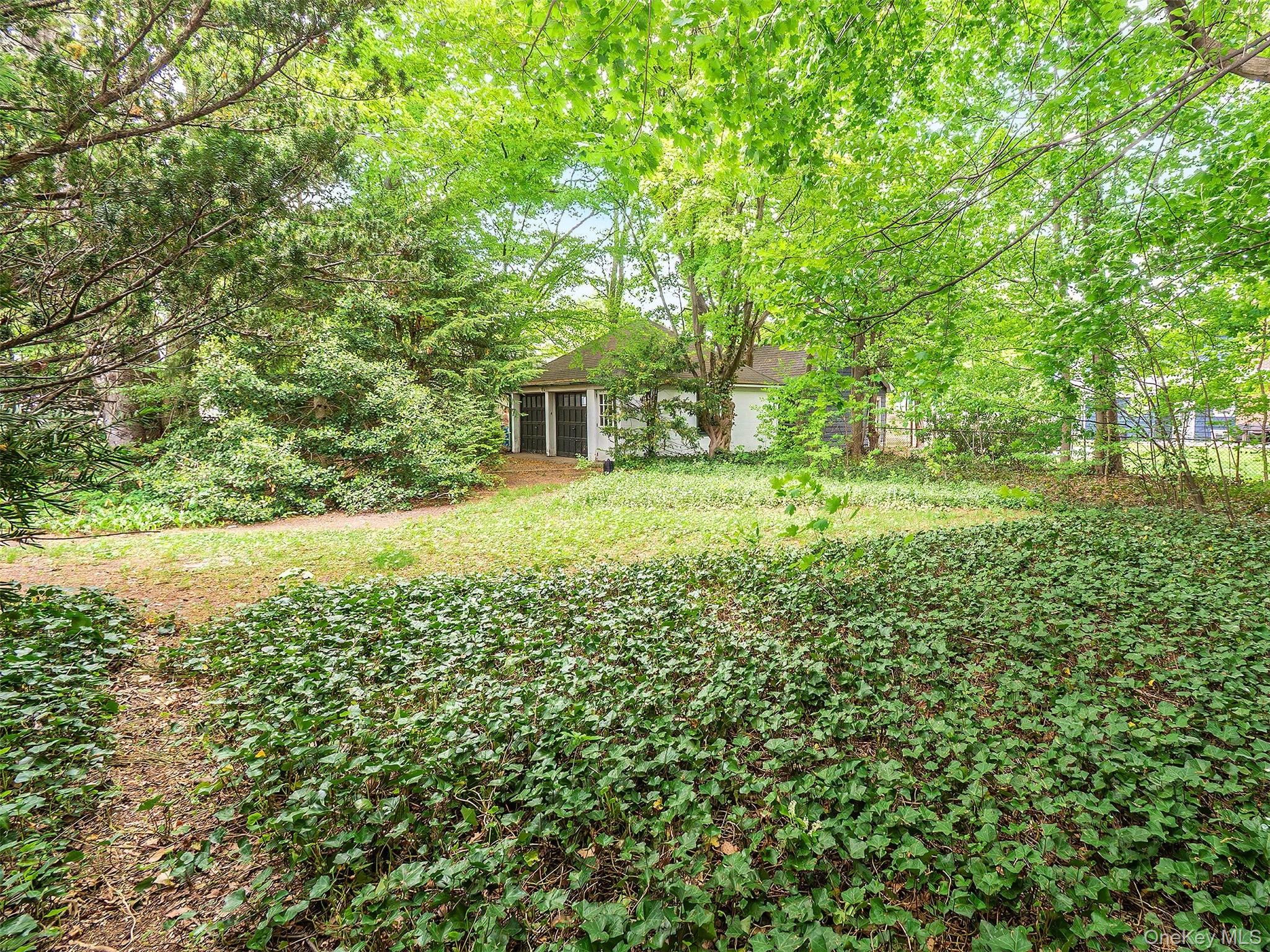  87 Robinson Avenue, Glen Cove, NY, 11542 - 物件實景